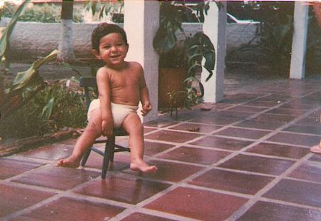 Fernandinho nen, filho da Luciane.