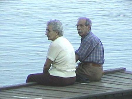 Jos e Antoninha na beira do Rio Paran, em Ilha Solteira.