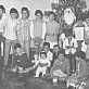 Festa do Natal de 1970, na casa da tia Erclia e do tio Joo. Em p: Joo Carlos, Jos Roberto, Luiz Antnio, Joozinho, Silvinha, Solange, Papai Noel, Alberto (na frente do Papai Noel), Liliam, Mrcia, Leila. Agachados: Fernando, Carlos com a Luciane, Al